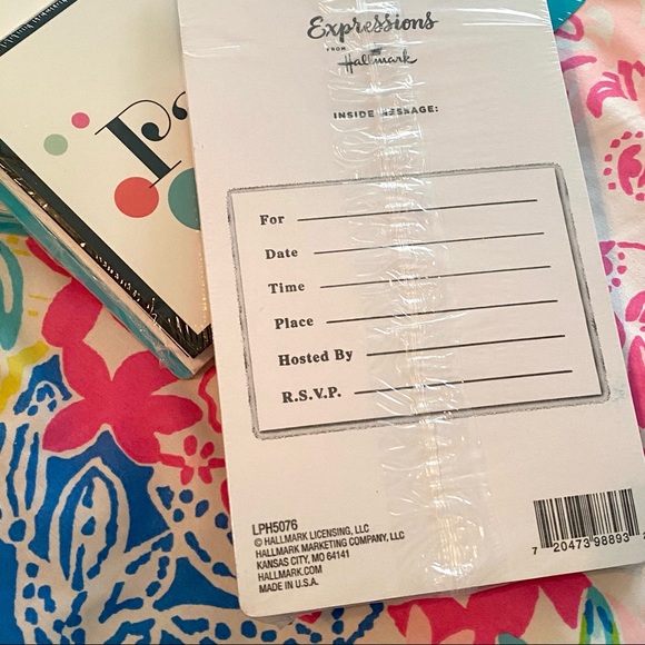 Party Invitations - Set of 24 (3 packs) Hallmark Cards - Picture 7 of 7